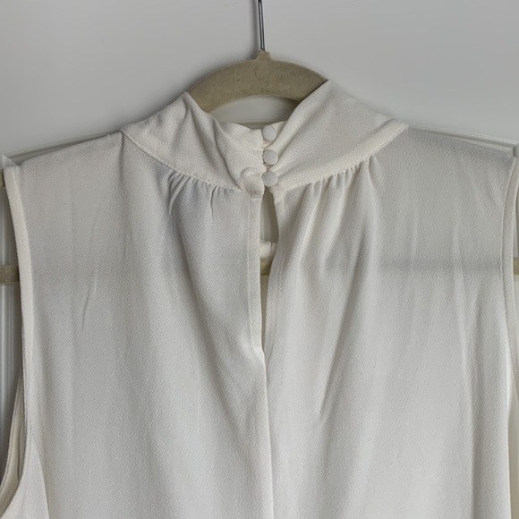 H&M off white blouse tank top size Medium. - Picture 4 of 8